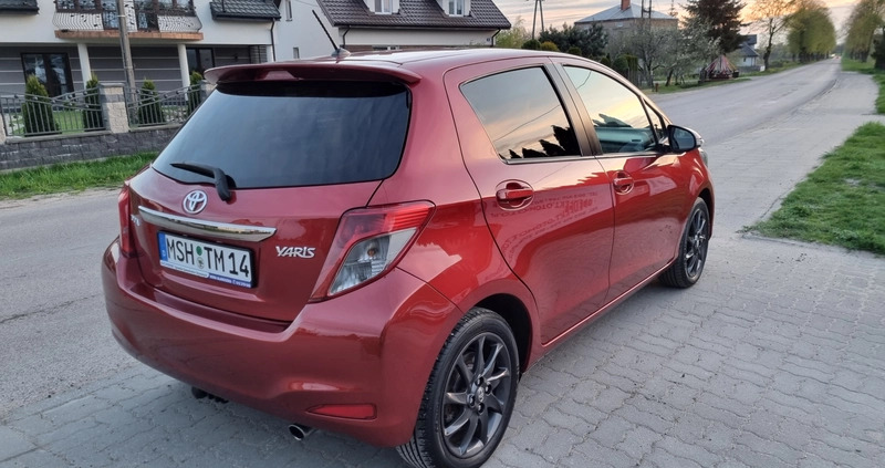 Toyota Yaris cena 30900 przebieg: 148000, rok produkcji 2011 z Sławno małe 466